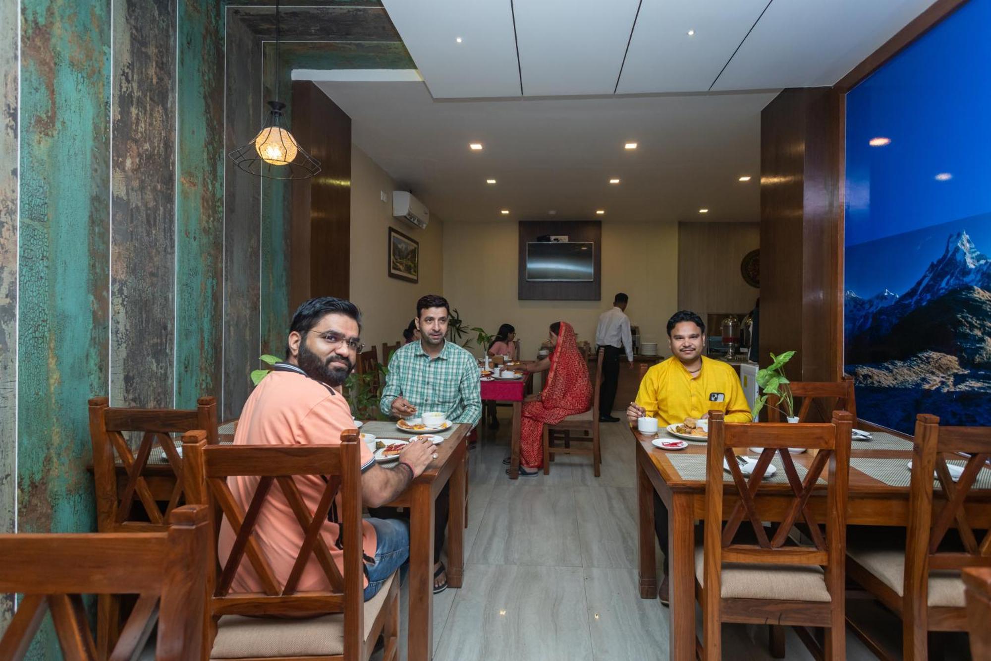 Hotel Haven O' Ganga Pokhara Ngoại thất bức ảnh