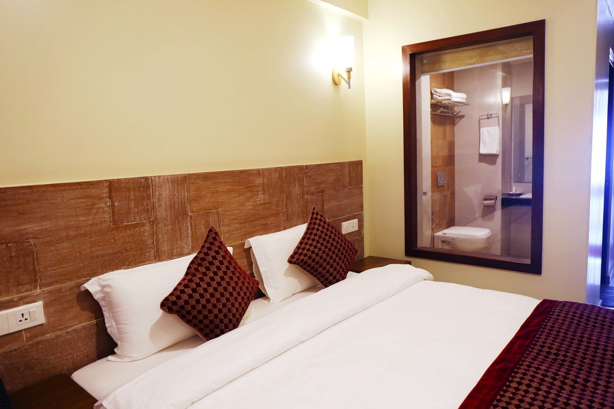 Hotel Haven O' Ganga Pokhara Ngoại thất bức ảnh